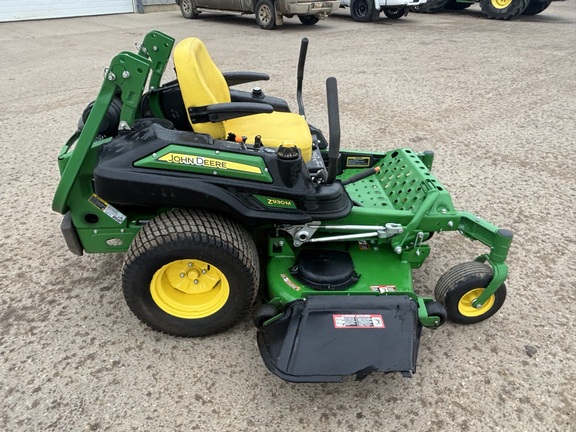 Used 2016 John Deere Z930M Zero Turn Mowers at Horizon Ag & Turf in Vermilion, AB - Photo3