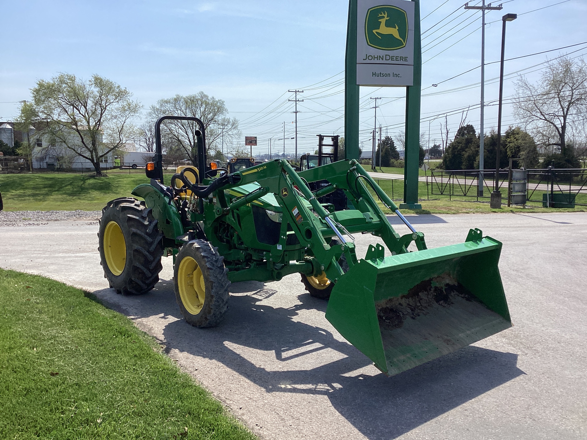 2022 John Deere 5075E