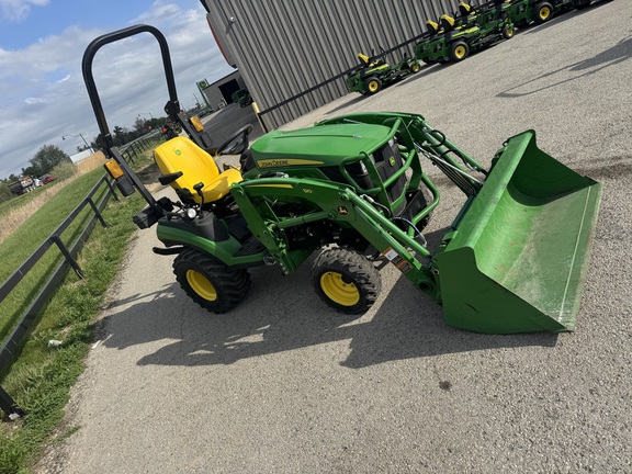 John-Deere 1025R