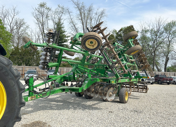2013 John-Deere 2720