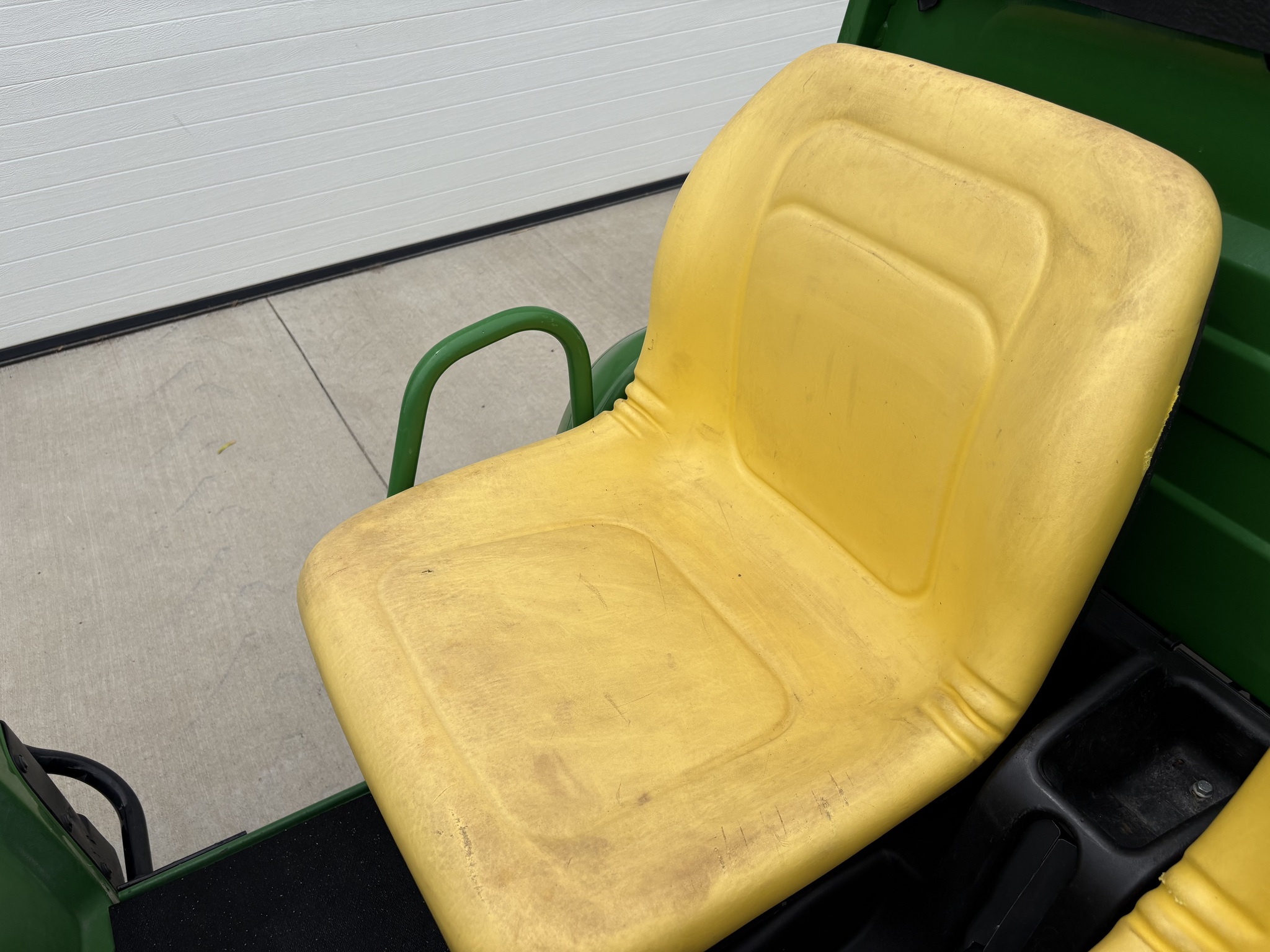 2007 John Deere TH 6X4 Image 11