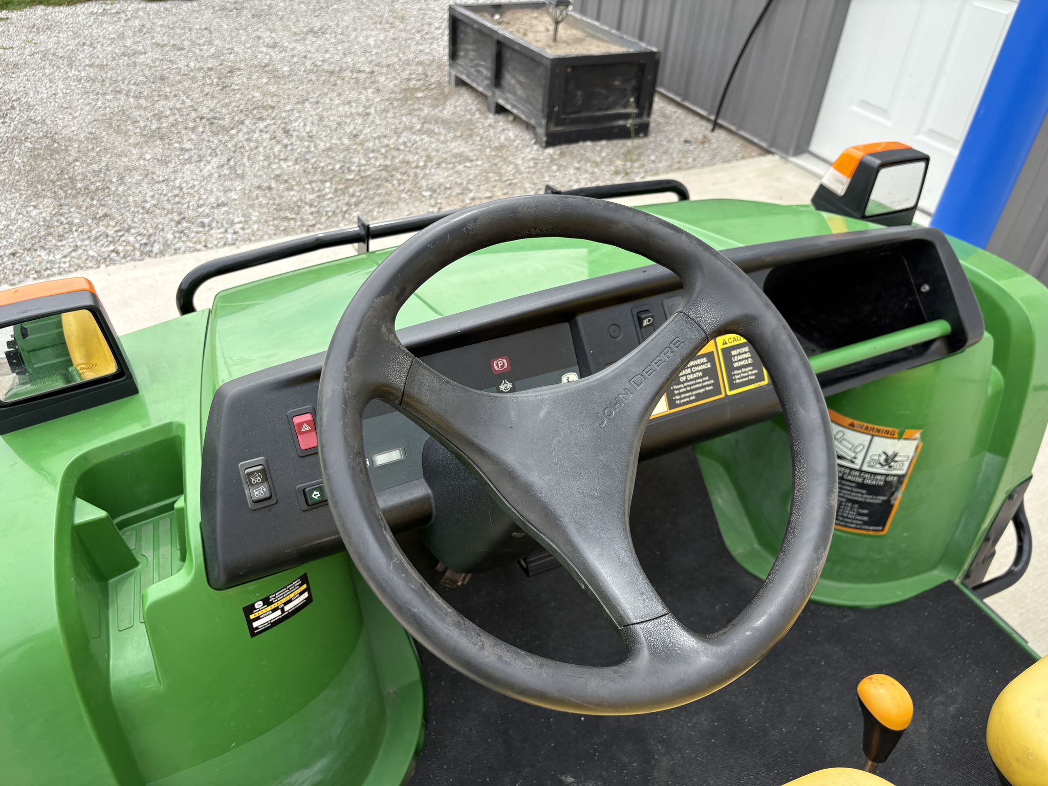 2007 John Deere TH 6X4 Image 14