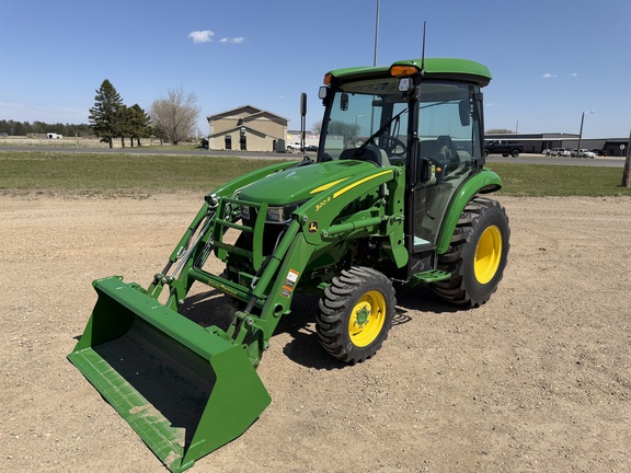 2026 John Deere 3039R - Photo7