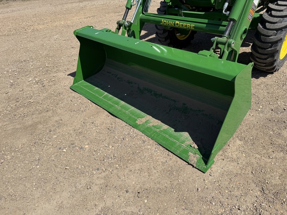 2026 John Deere 3039R - Photo19