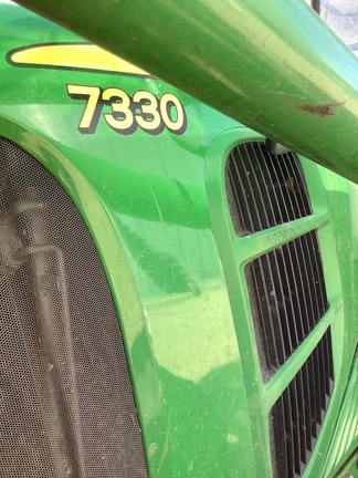 Photo of 2011 John Deere 7330