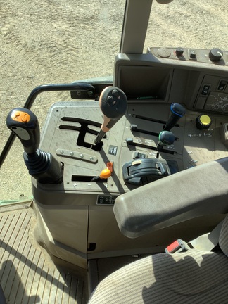 Photo of 2011 John Deere 7330