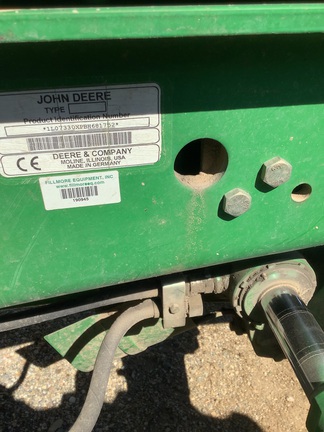 Photo of 2011 John Deere 7330