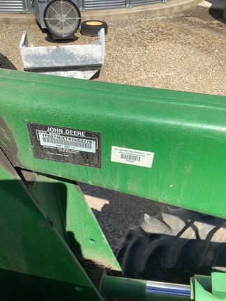 Photo of 2011 John Deere 7330