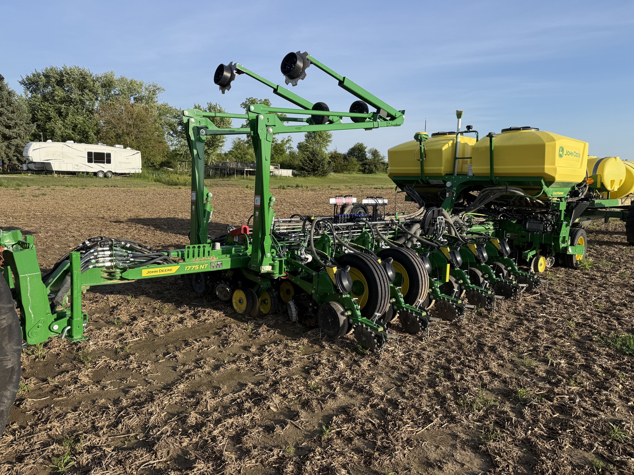 2023 John Deere 1775NT Image 1