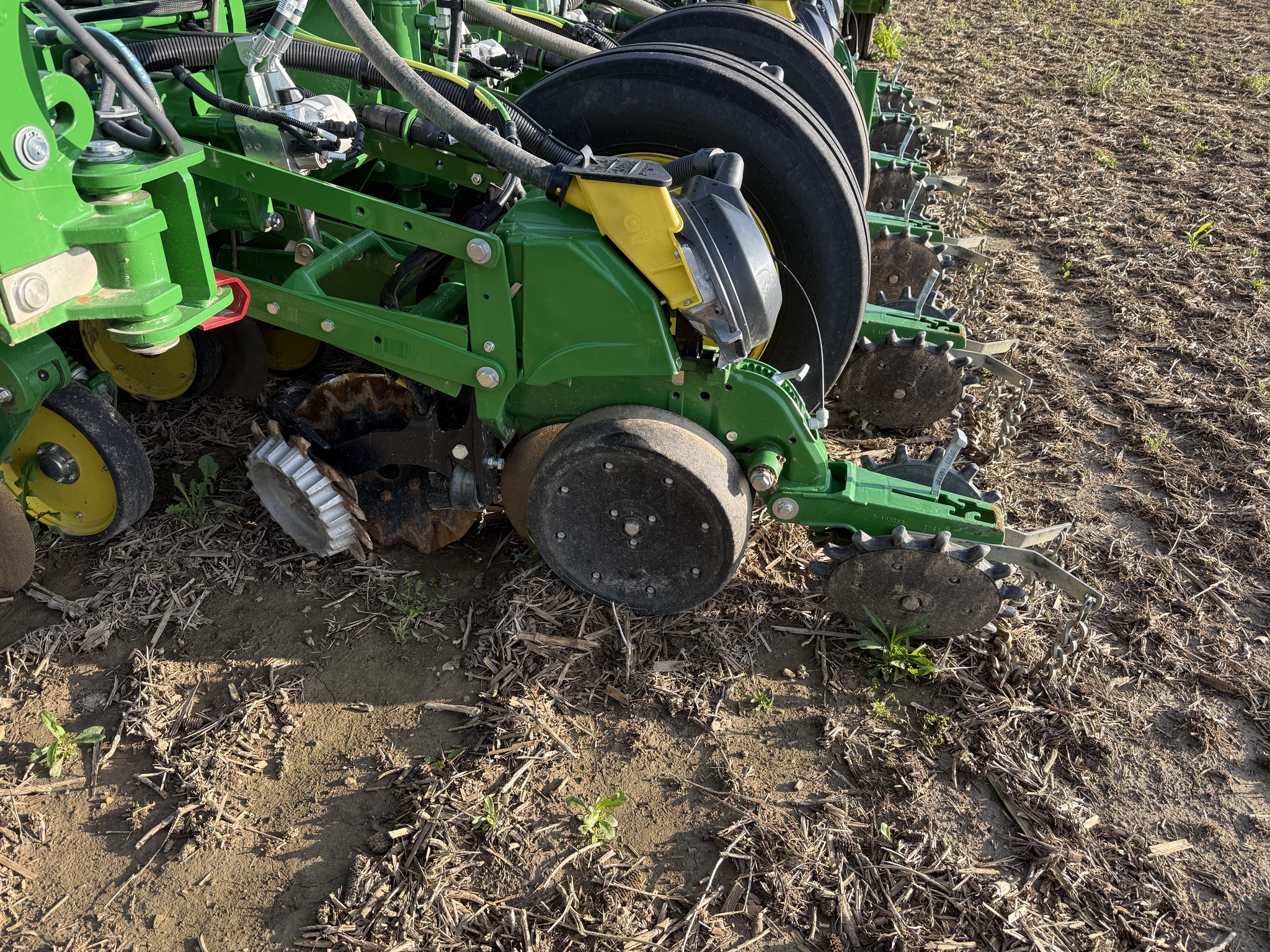 2023 John Deere 1775NT Image 4