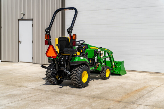 New In-Stock 2026 John Deere 1025R Compact Utility Tractors at Koenig Equipment in Greensburg, IN - Photo6