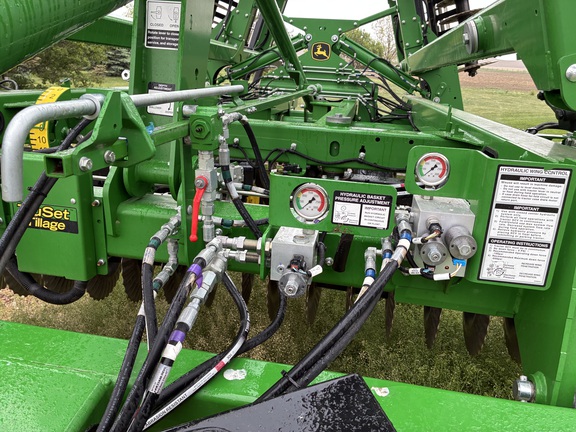 2023 John Deere 2660VT (8th thumbnail)