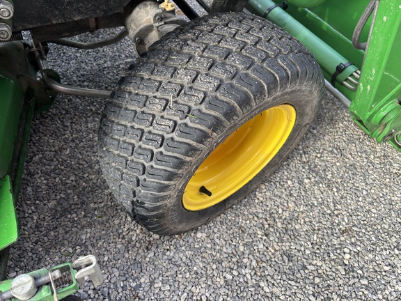 Used 2015 John Deere 1025R Compact Utility Tractors at Koenig Equipment in Botkins, OH - Photo18