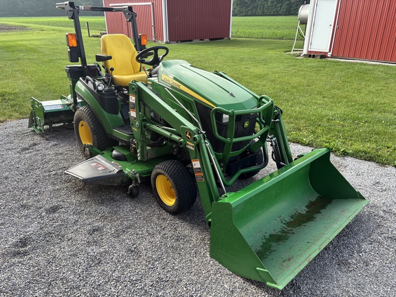 Used 2015 John Deere 1025R Compact Utility Tractors at Koenig Equipment in Botkins, OH - Photo2