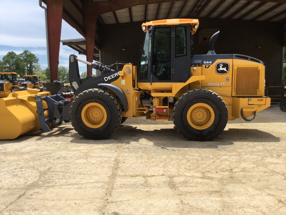 Photo of a 2024 John Deere 544 P
