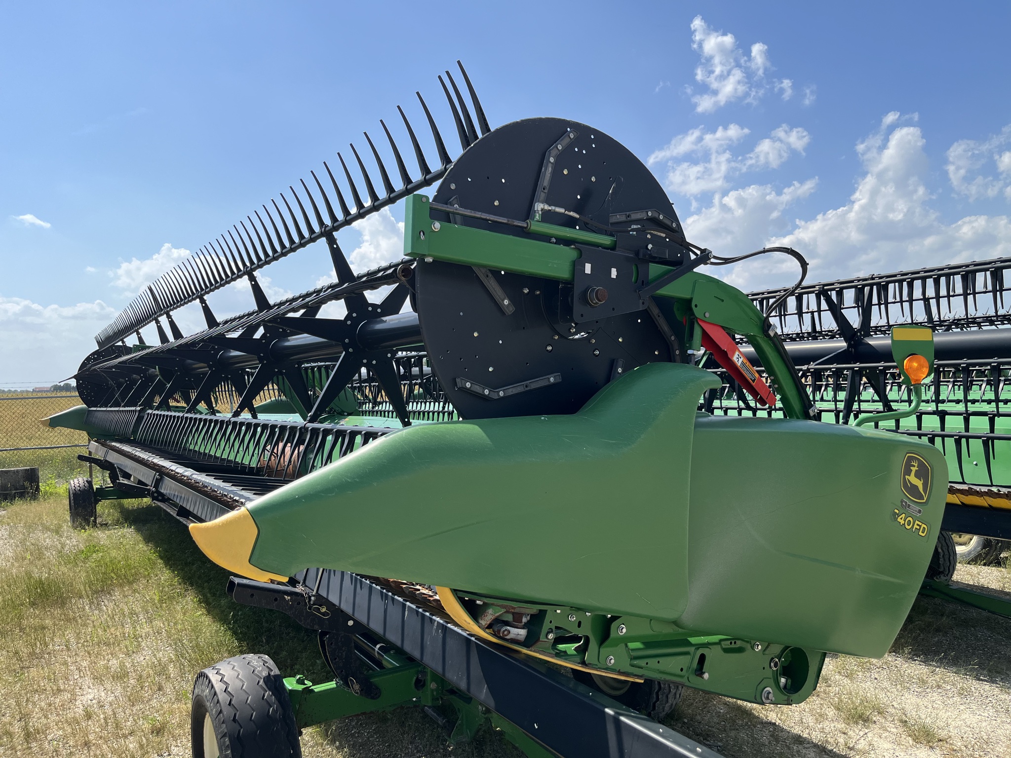 2017 John Deere 640FD Combine Platforms