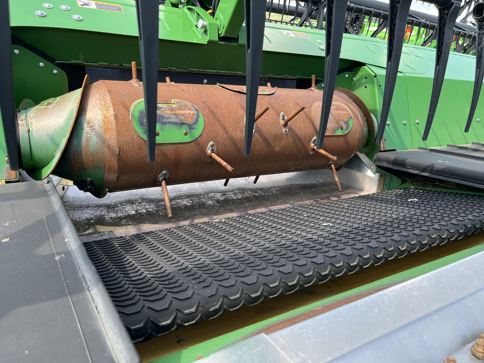2017 John Deere 640FD Combine Platforms