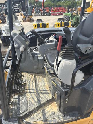 2023 John Deere 60G