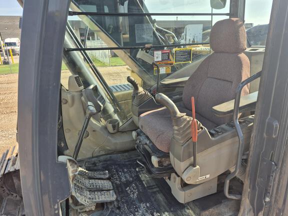2009 John Deere 200D LC