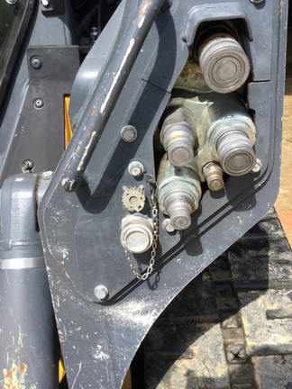 2024 John Deere 335 P