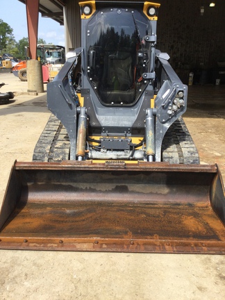2024 John Deere 335 P