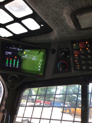 2024 John Deere 335 P