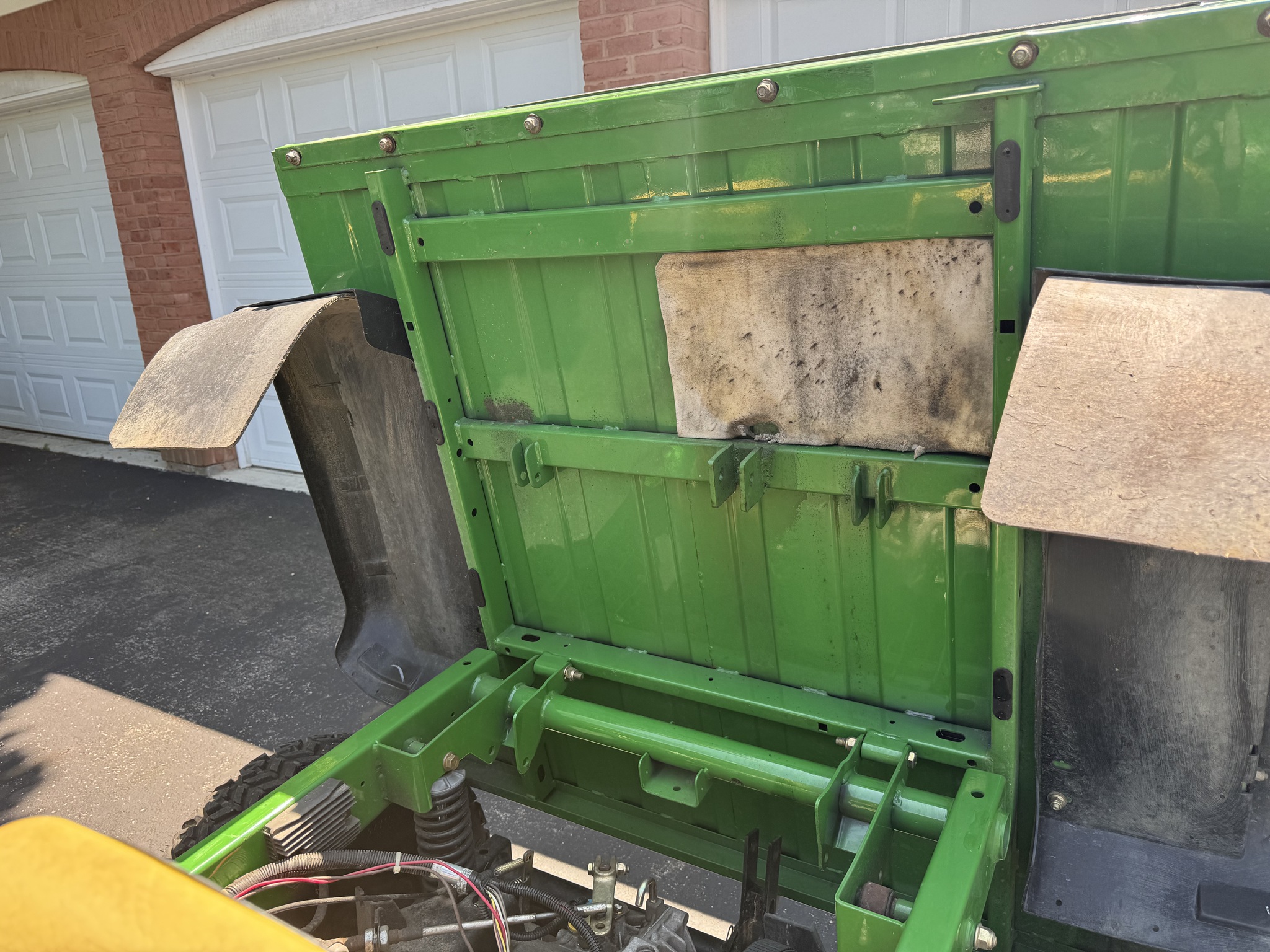 Used 2004 John Deere HPX 4X4 ATVs & Gators at Koenig Equipment in Urbana, OH - PhotoXL15