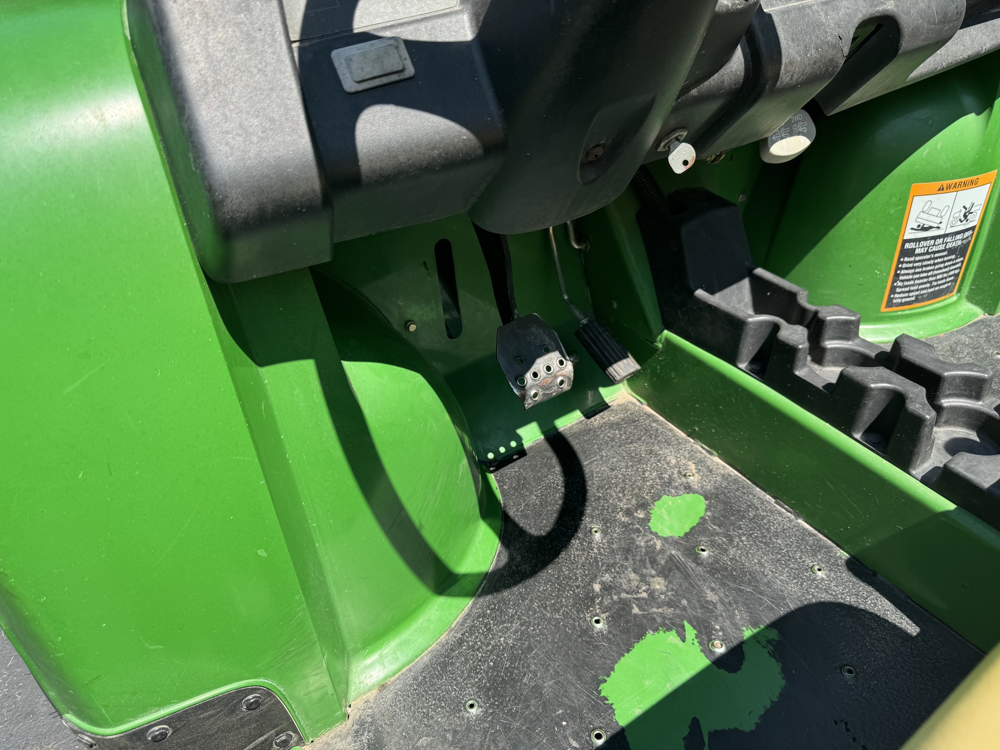 Used 2004 John Deere HPX 4X4 ATVs & Gators at Koenig Equipment in Urbana, OH - PhotoXL24