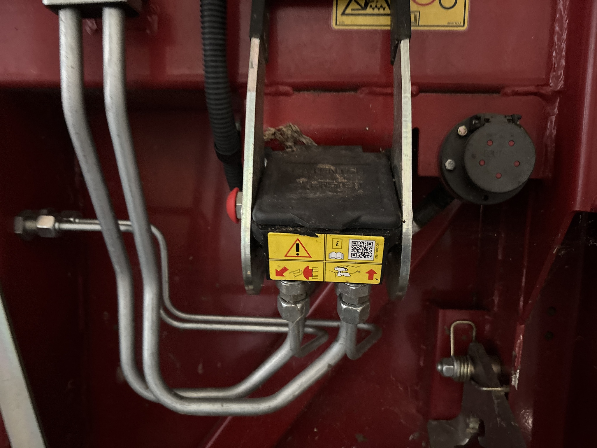 Used 2021 Case IH 4412F Corn and Row Crop headers at Koenig Equipment in Anna, OH - PhotoXL14