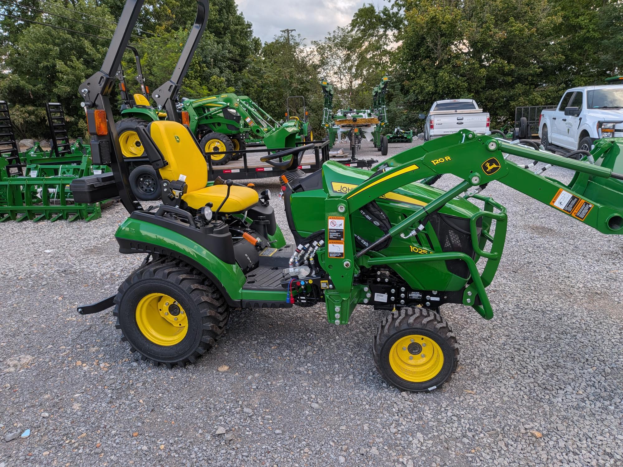 2026 John Deere 1025R