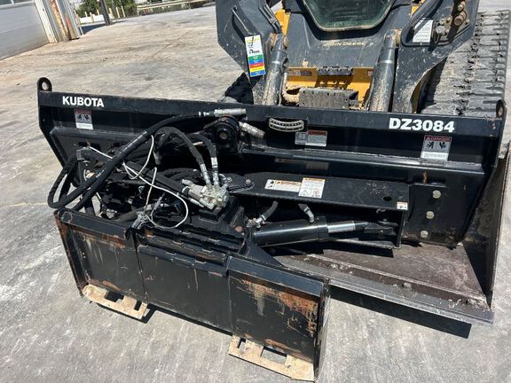 0 Kubota DZ3084