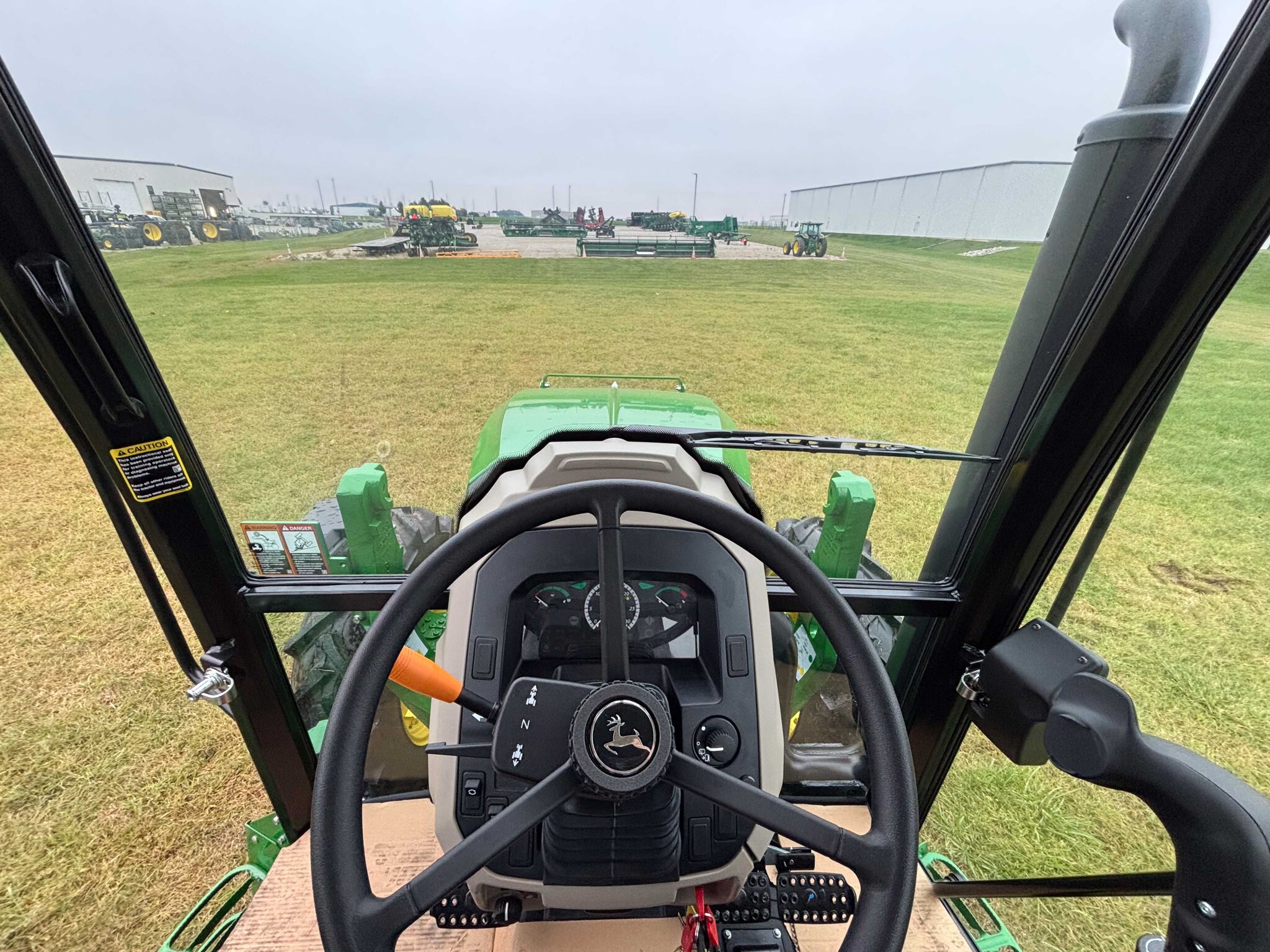 New In-Stock 2026 John Deere 5075E Utility Tractors at Koenig Equipment in Greenville, OH - PhotoXL17
