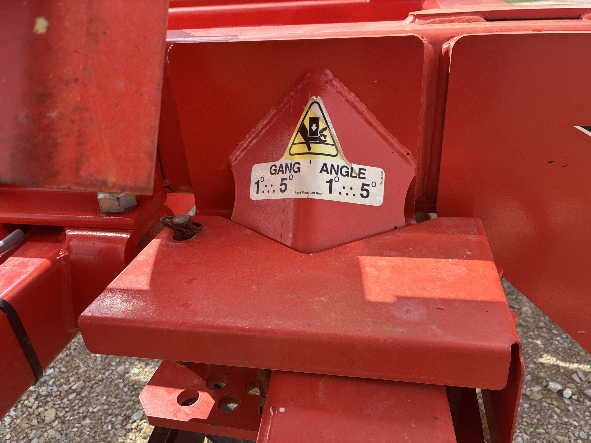 Used 2017 Kuhn 8005-30 Vertical Tillage at Koenig Equipment in Greensburg, IN - PhotoXL13