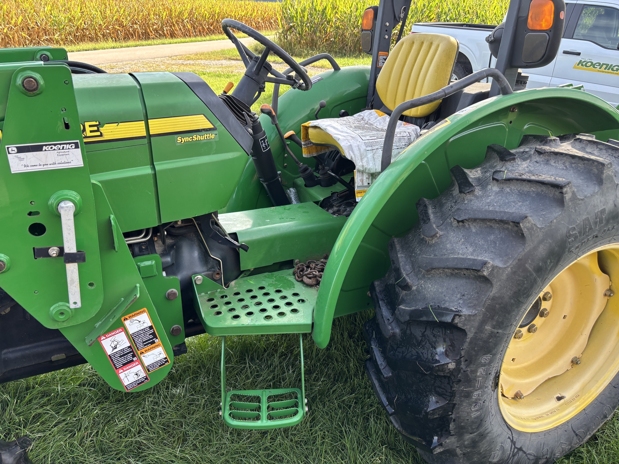 Used 2008 John Deere 5225 Utility Tractors at Koenig Equipment in Anna, OH - PhotoXL27