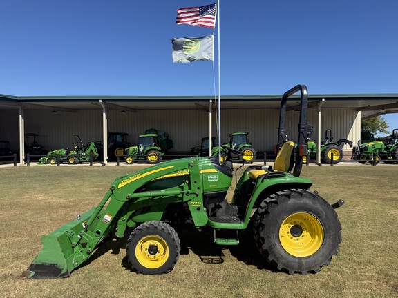 2006 John Deere 3320