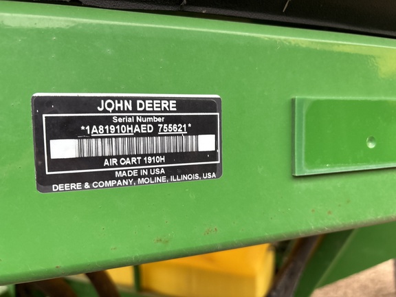 Used 2014 John Deere 1830 Air Drills and Seeders at Horizon Ag & Turf in Lloydminster, AB - Photo26