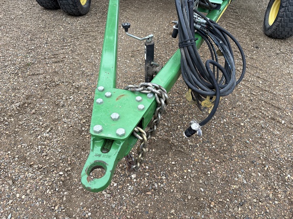 Used 2014 John Deere 1830 Air Drills and Seeders at Horizon Ag & Turf in Lloydminster, AB - Photo2