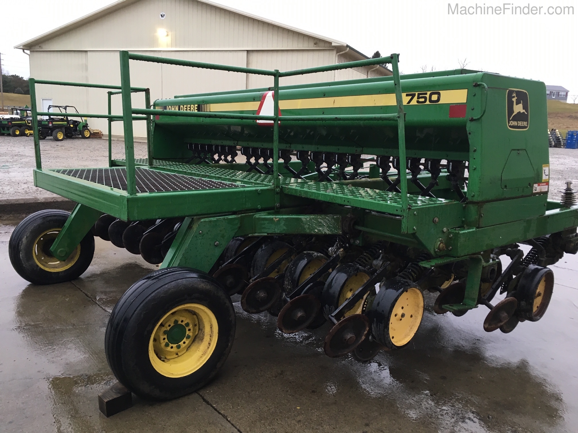 1992 John Deere 750 Image 7