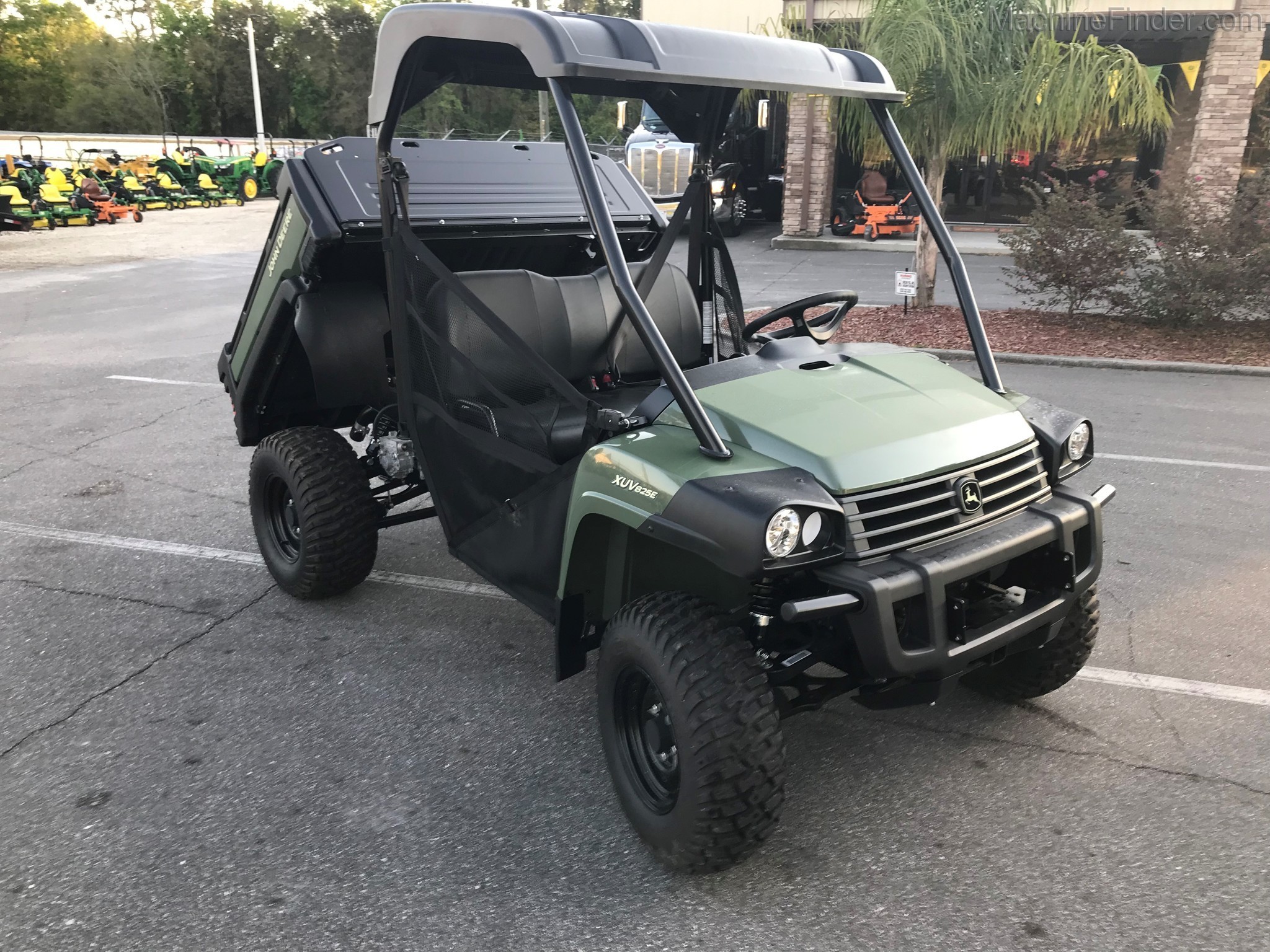 2020 John Deere XUV 835E Image 2