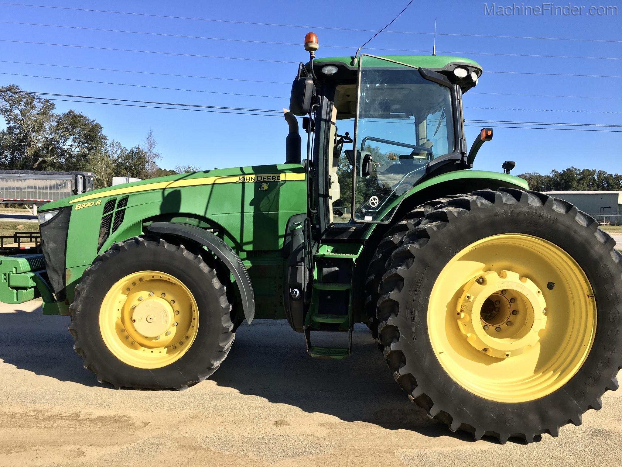 2015 John Deere 8320R Image 7