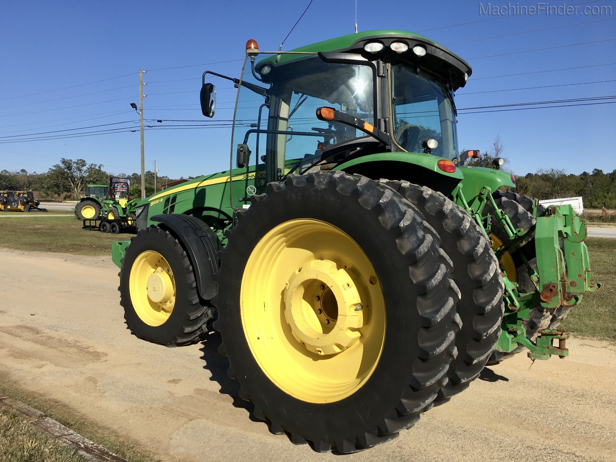 2015 John Deere 8320R Image 6