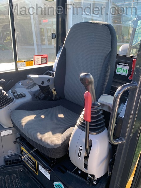 2020 John Deere 60G Image 4