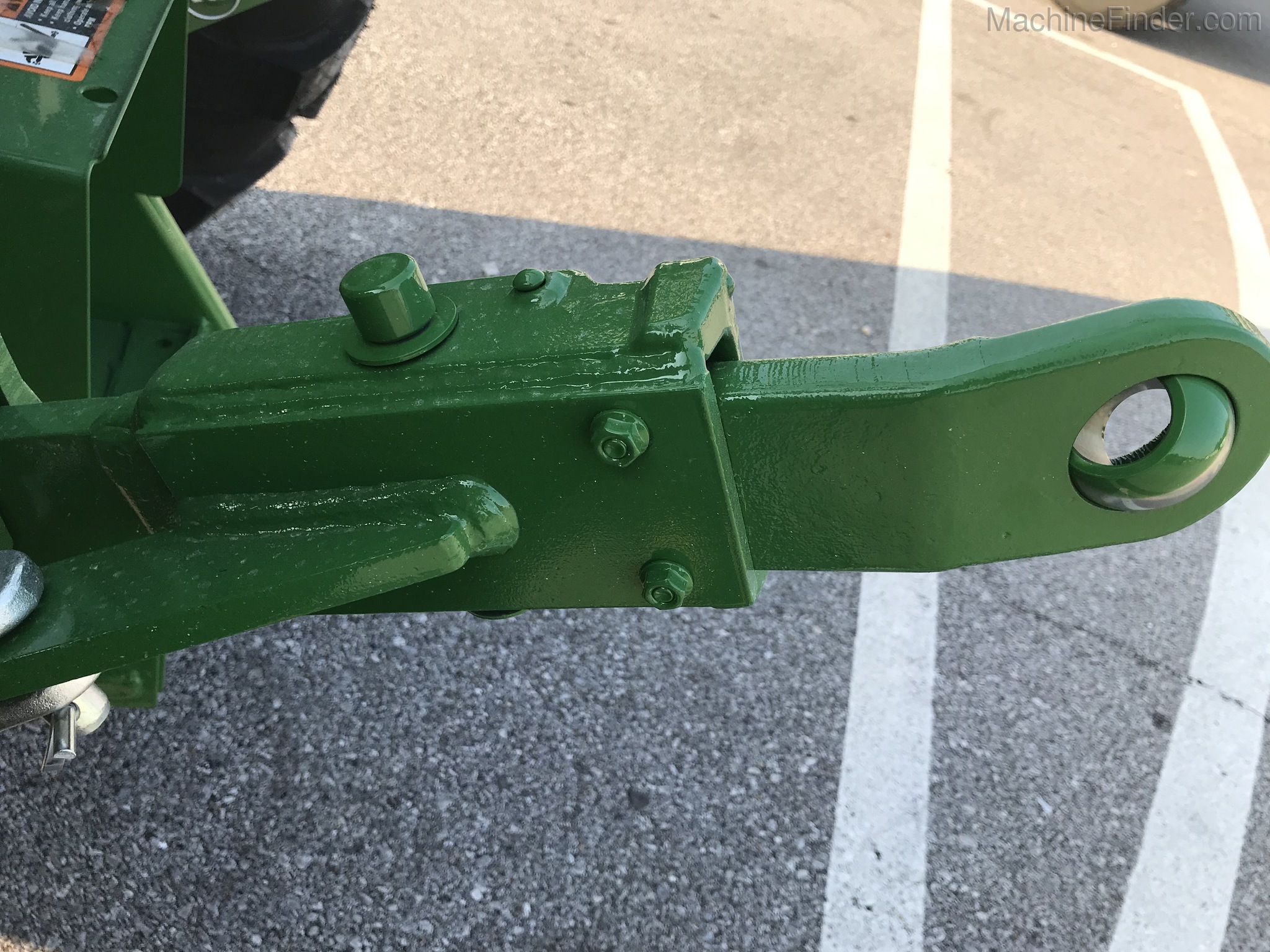 2020 John Deere 5065E Image 11