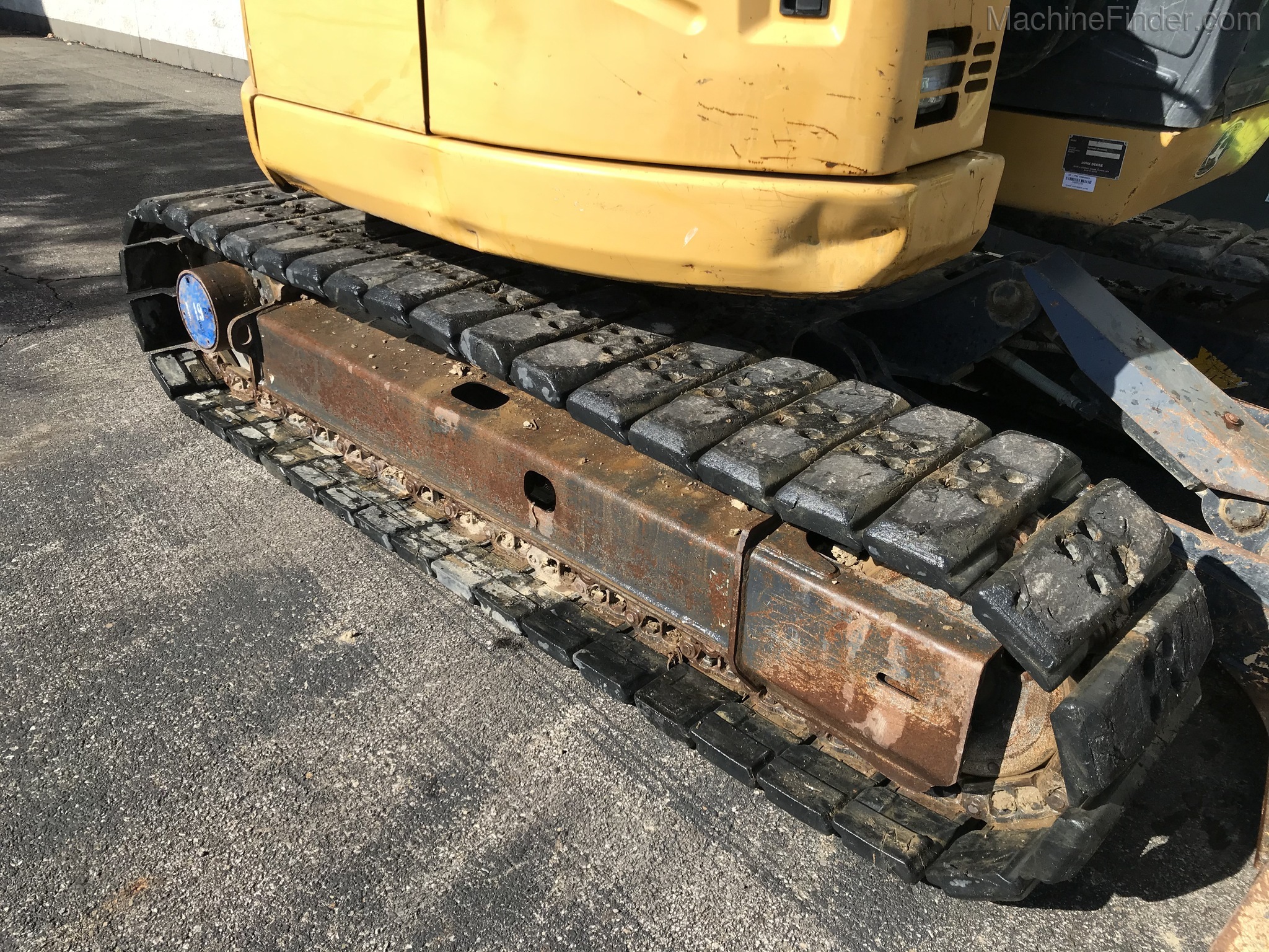 2013 John Deere 75D Image 9