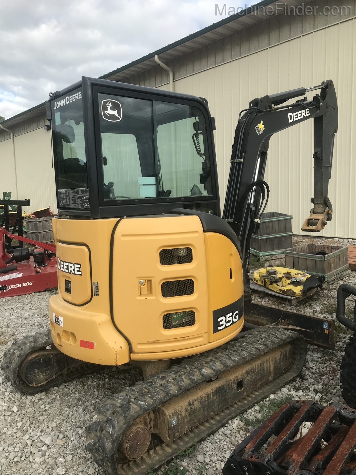 2014 John Deere 35G Image 1