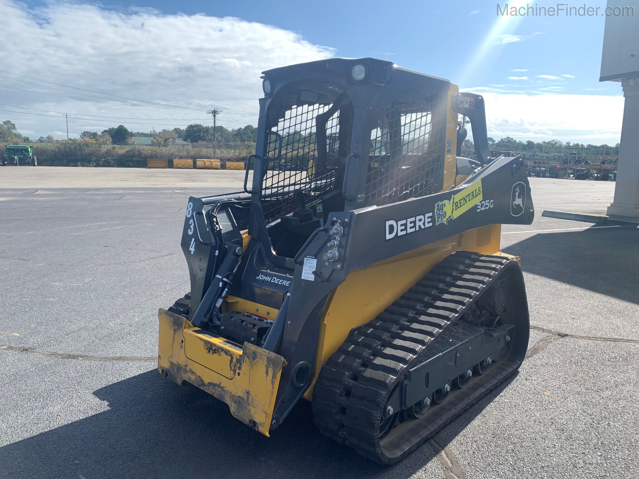 2020 John Deere 325G Image 7