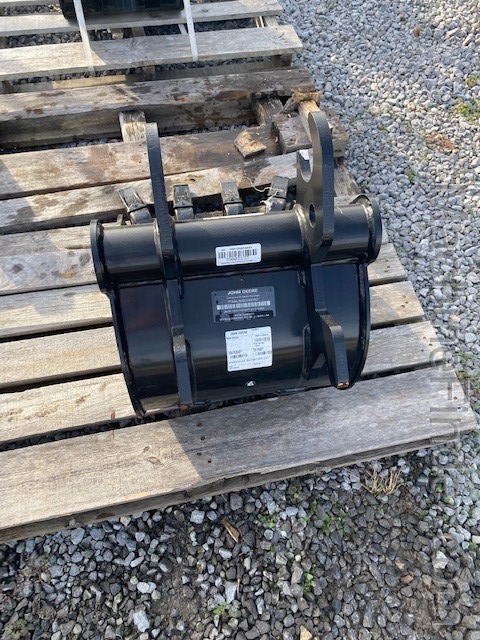 2018 John Deere BYT10963 Image 3