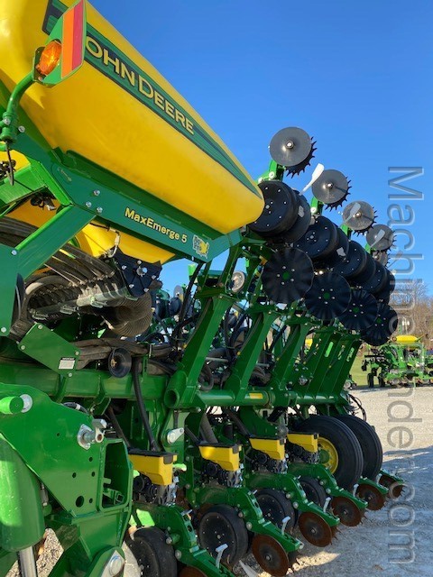 2020 John Deere 1795 Image 12