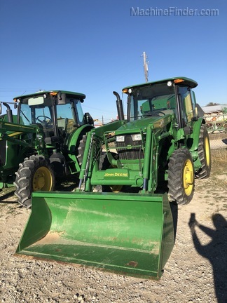 2015 John Deere 5075E Image 1