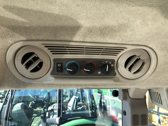 2015 John Deere 5075E Image 8